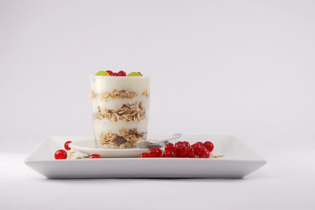 8 Reasons You Are Bloated | muesli breakfast food cornflakes 40725 muesli-breakfast-food-cornflakes-40725