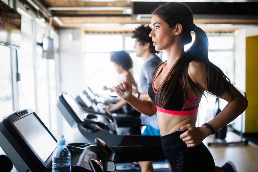 10 Most Unbelievable Metabolism Myths That You Should Know By Now | metabolism myths Young people running on a treadmill metabolism myths - Young people running on a treadmill