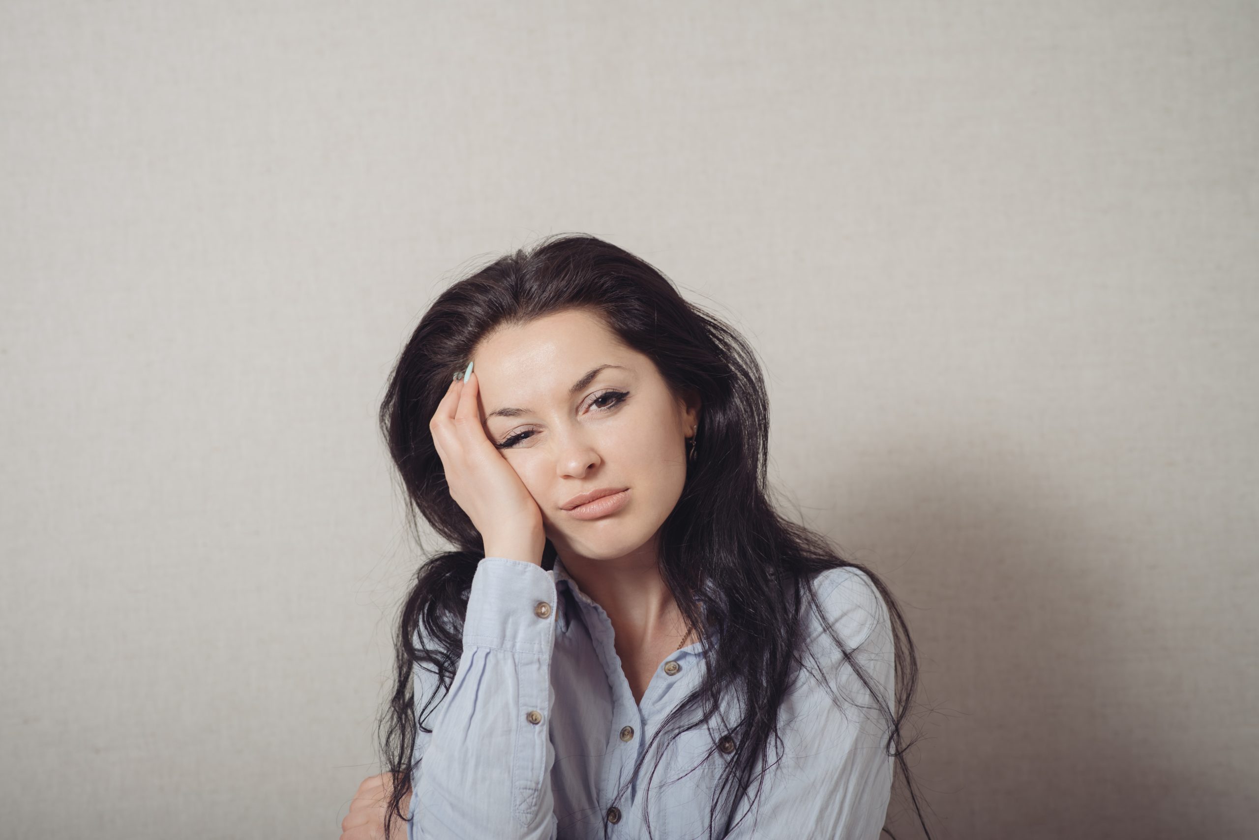 Hormone Imbalance 101: 4 Little-Known Causes Your Doctor Didn’t Tell You About | hormone imbalance Woman bored tired scaled hormone imbalance - Woman bored, tired