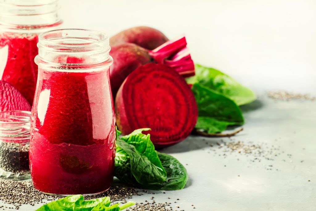 Alternative Treatments for Cancer: 6 Strategies to Heal Cancer Naturally with Functional Medicine | Alternative Treatments for Cancer juice from raw beets and spinach with chia seeds Alternative Treatments for Cancer - juice from raw beets and spinach with chia seeds