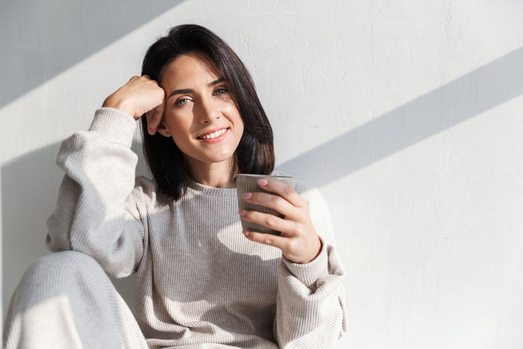 How I Overcame Toxic Mold Illness (without Supplements) | toxic mold happy woman toxic mold - happy woman